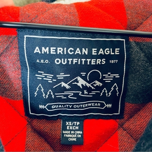 American Eagle Women’s Wool Coat - Picture 2 of 3